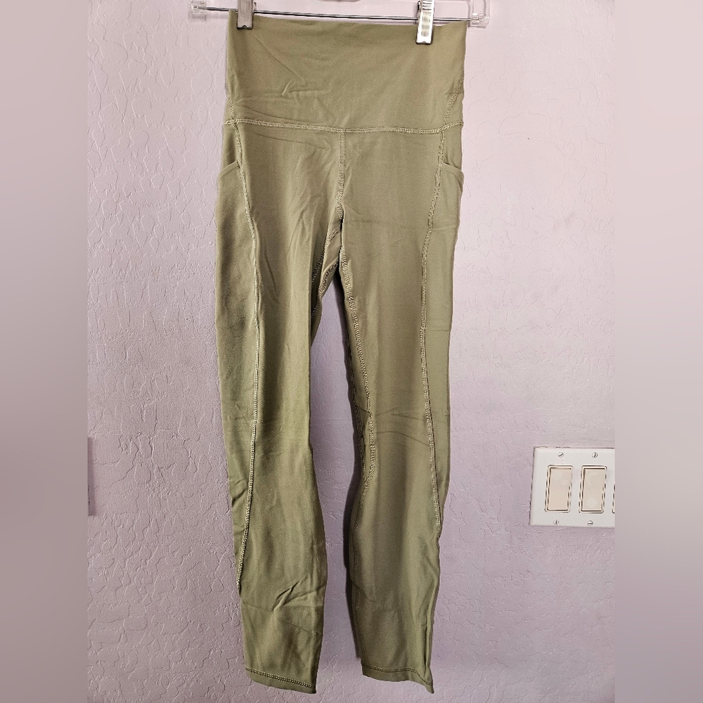 Lululemon Athletica Sage Green Align HR 25" Leggings w/ Pockets